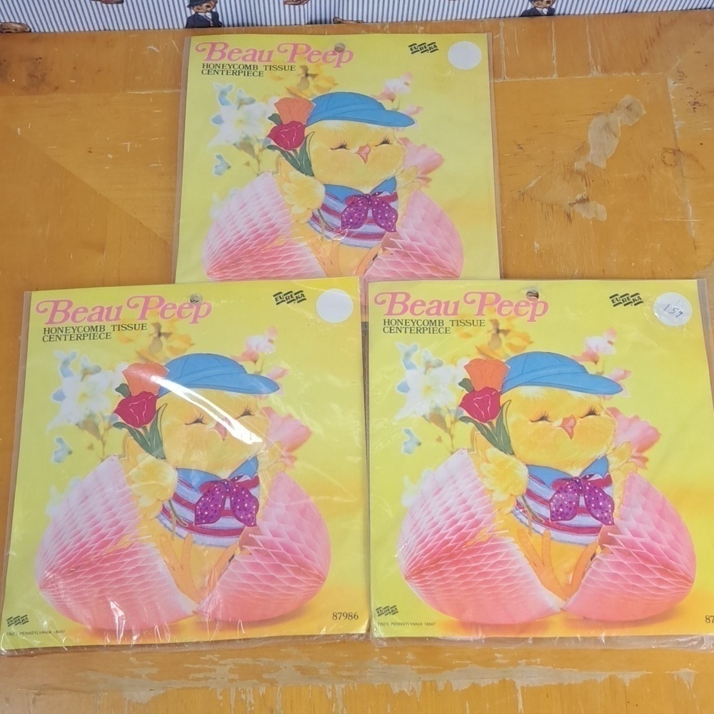 Set of 3 Vintage Eureka Beau Peep 9 Honeycomb Tissue pink & yellow Centerpieces